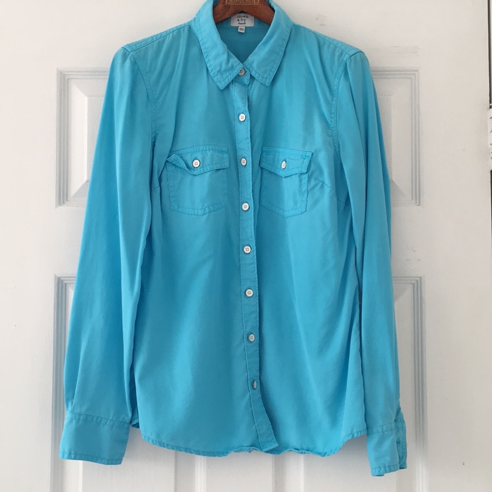 Crown & Ivy Button Down Blue Blouse